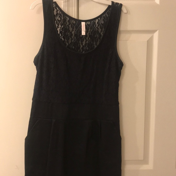 Xhilaration Dresses & Skirts - Floral Lace Print Little Black Mini Dress